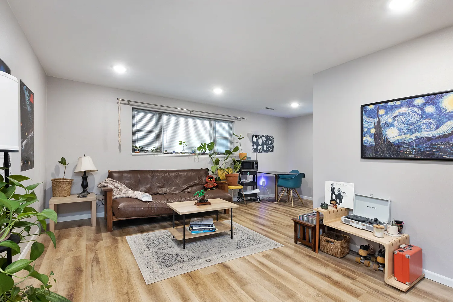1 bed, 750 sqft, $820 — Photo 2