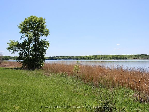 3rd image of 220 Morrison Rd