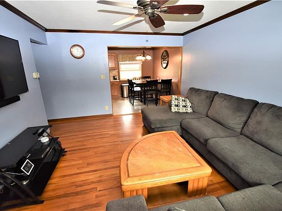 2nd image of 4524 Bruening Dr