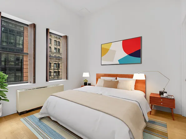 71 Nassau Street PHB image 2 of 12