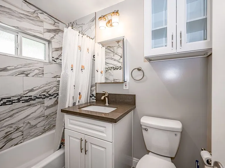145 E Sierra Madre Blvd — Photo 15