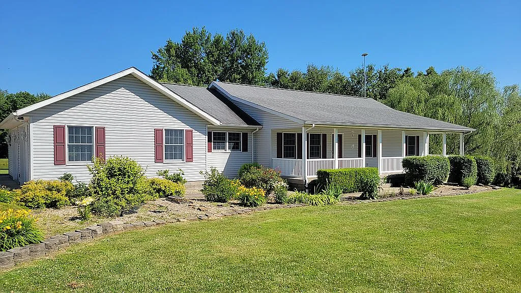 13772 N Us Highway 231 photo 1