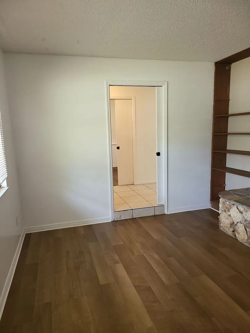 4741 Pilgrims Way — Photo 4