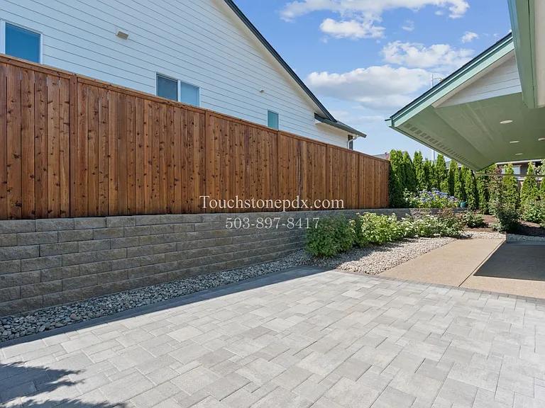 740 Jordan Elizabeth Ave SE — Photo 39