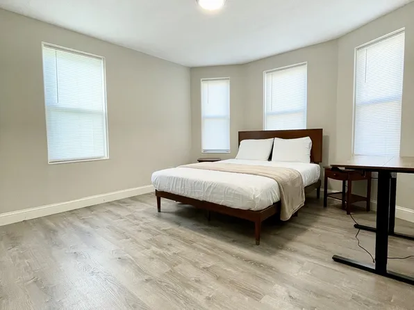 518 Pleasant St #2, Malden, MA 02148