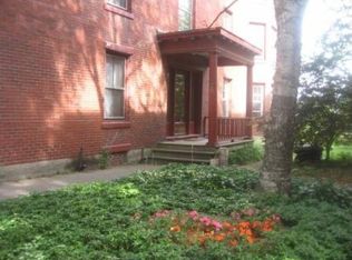 25 Grant St APT 3, Portland, ME 04101