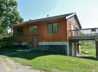 7980 E Allen Rd, Fenton, MI 48430