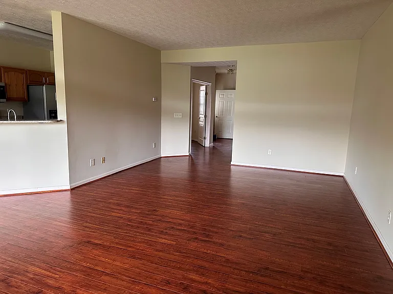 5667 Dockside Dr — Photo 9