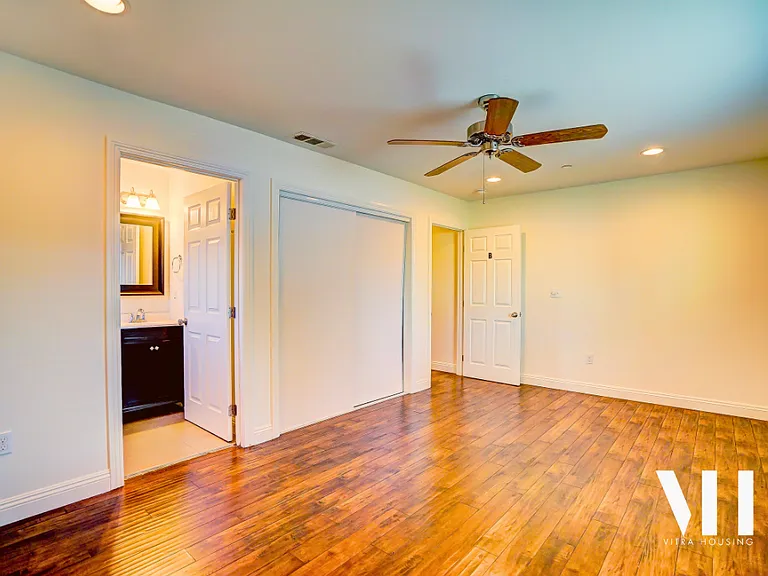 1245 W 37th Dr — Photo 9