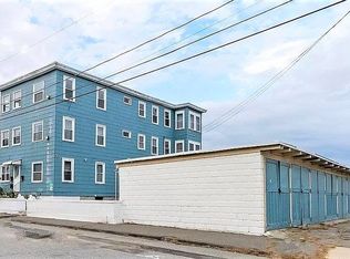 193 Mount Hope St, Lowell, MA 01854