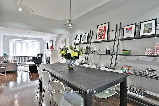 262 Castlefield Ave — Photo 9