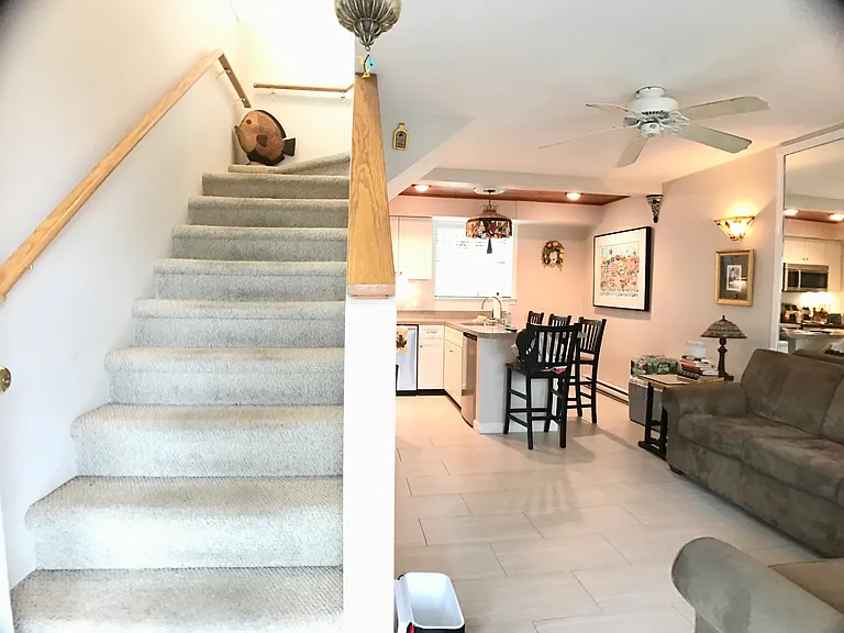 Tuckerman Ave — Photo 12