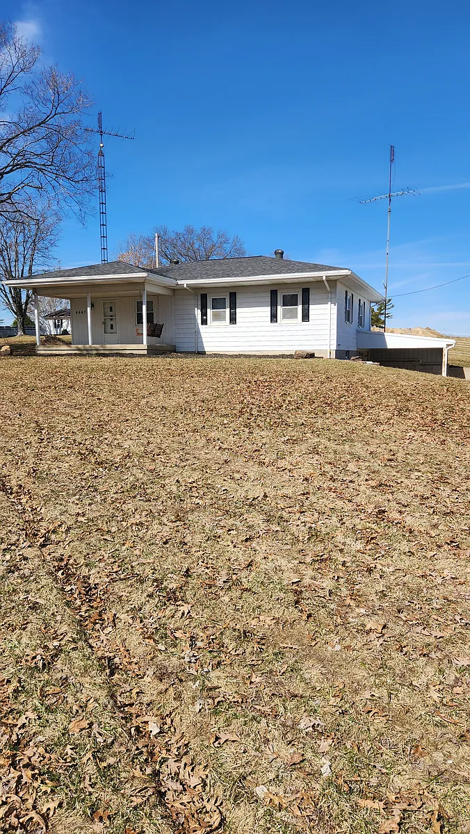 Building Photo - 4447 E 300 N
