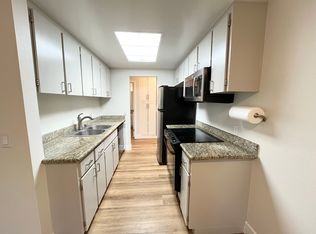 1070 Mercedes Ave APT 18, Los Altos, CA 94022