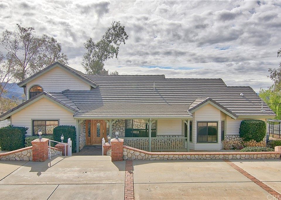 9315 Windy Ct, Agua Dulce, CA 91390 Zillow