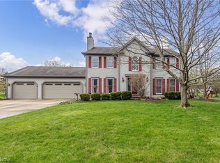 12720 Cottonwood Ln, North Royalton, OH 44133