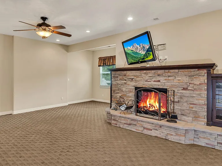 2245 Idella Ct — Photo 56