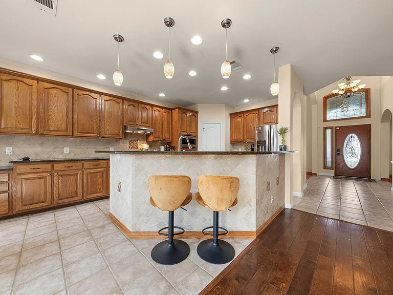 1512 Amelia Dr — Photo 14