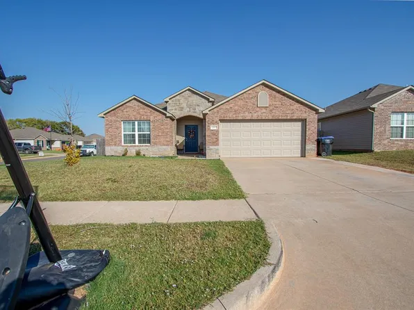 1317 Gypsum Pl, Noble, OK 73068