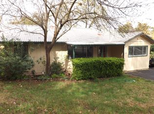 3461 Beacon Dr, Anderson, CA 96007