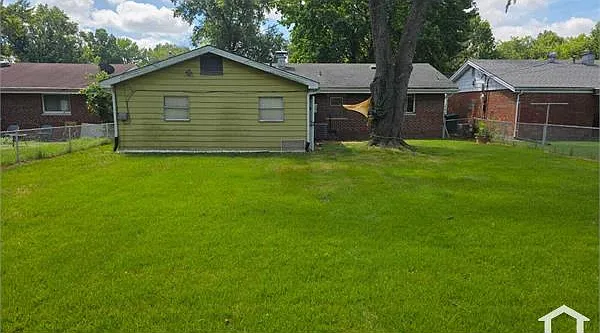 2 bed, $1,110 — Photo 3