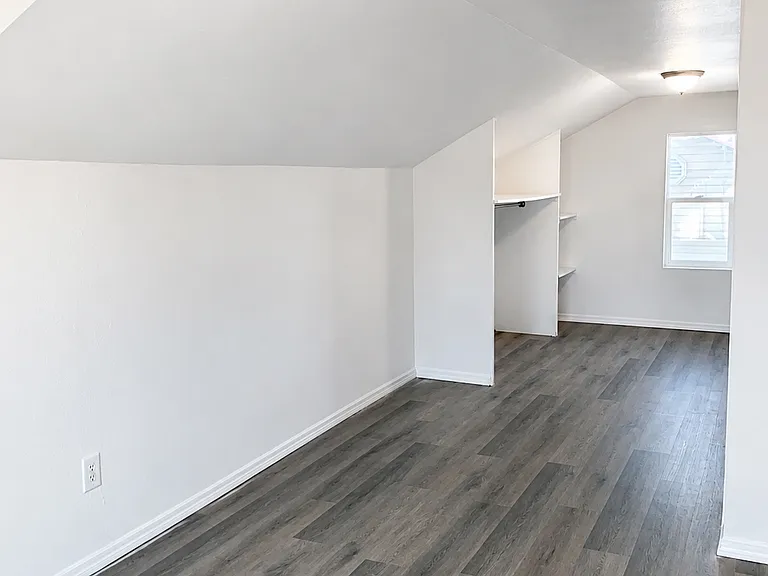 710 S 17th Ave — Photo 17
