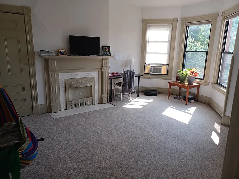 534 S Winebiddle St #2 — Photo 5