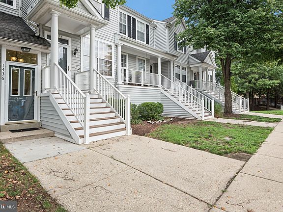 2nd image of 1436 Flatwood Ct Unit 1436