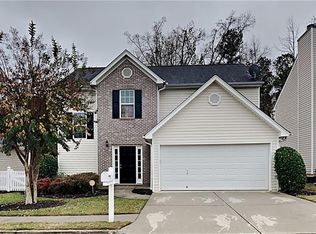 35 Greystone Cir, Hiram, GA 30141