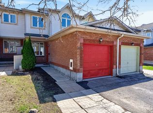 3835 Crowsnest Ave, Ottawa, ON K1V 1K4