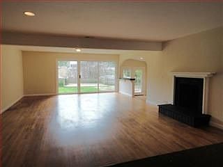 2nd image of 990 Alta Vista Dr