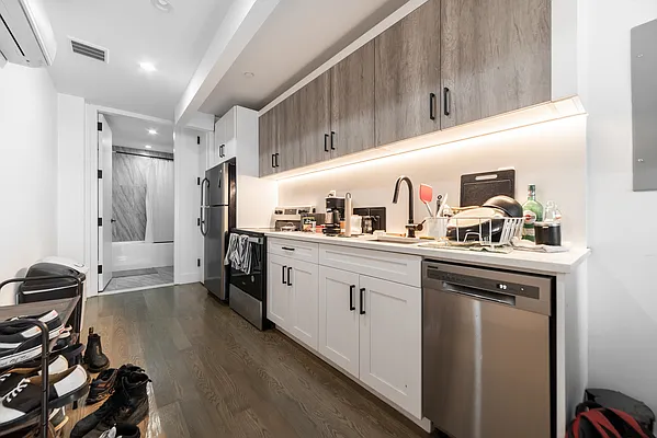 Rented by Twin Group | media 15