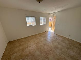 1042 Gaviota LB, Long Beach, CA 90805