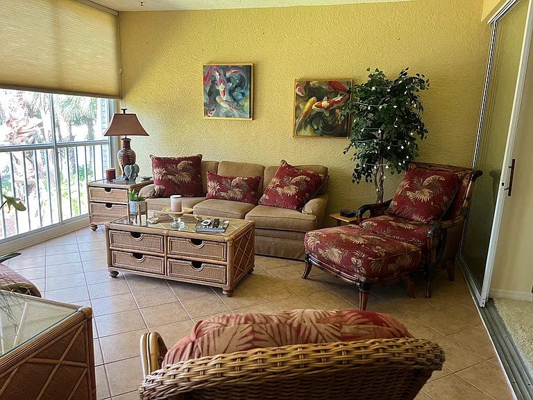 770 Waterford Dr #203 — Photo 21