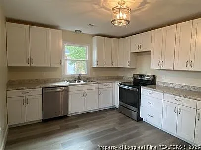 3 bed, 1.5 bath, 1024 sqft, $1,200 — Photo 3