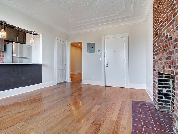 3rd image of 496 Court St #4