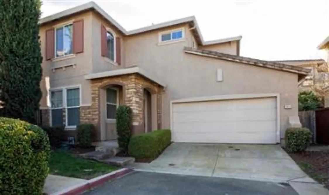 2814 Myotis Dr photo 1