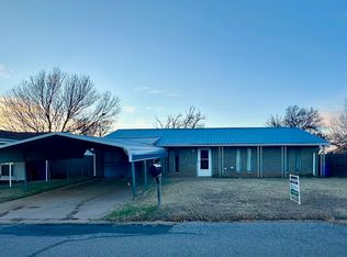 927 Erie St, Alva, OK 73717