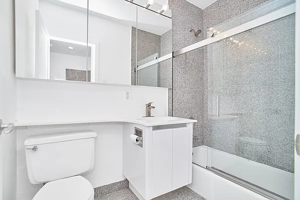 Rented by Living New York | media 35