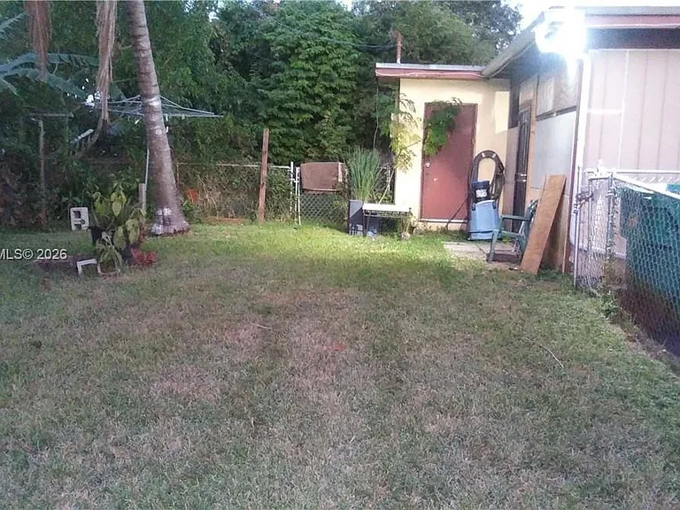 5425 NW 16th Ct #0 — Photo 17