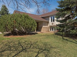 1002 Ridgehaven Cir, Buffalo, MN 55313