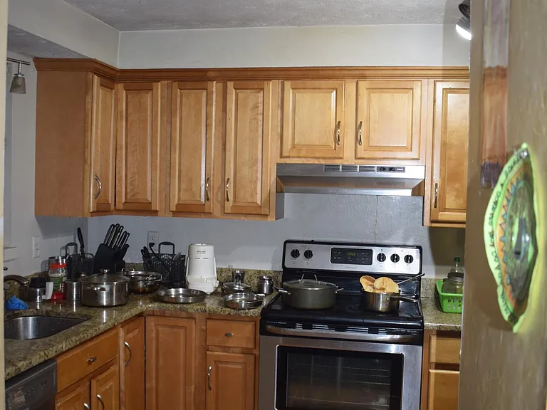 21 Amato Dr #J — Photo 1