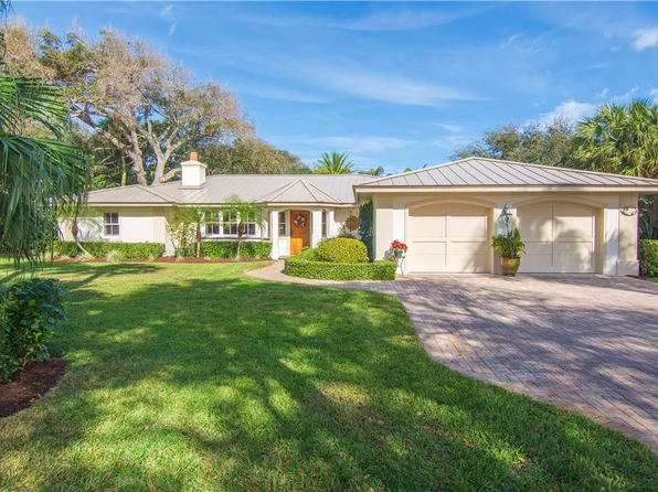 1936 Anglers Cv, Vero Beach, FL 32963