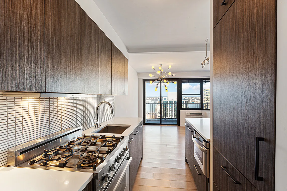 175 West 95th Street — Photo 1