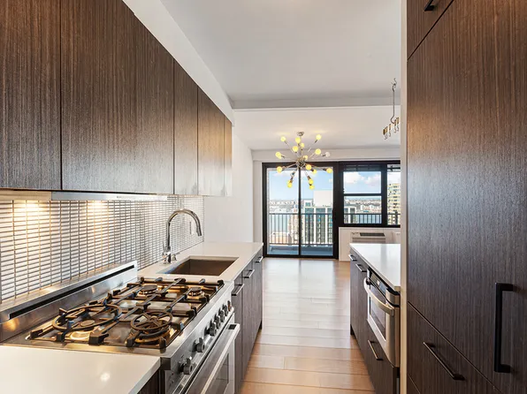 175 West 95th Street image 1 of 15