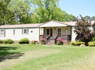 302 S Bank St, Roper, NC 27970
