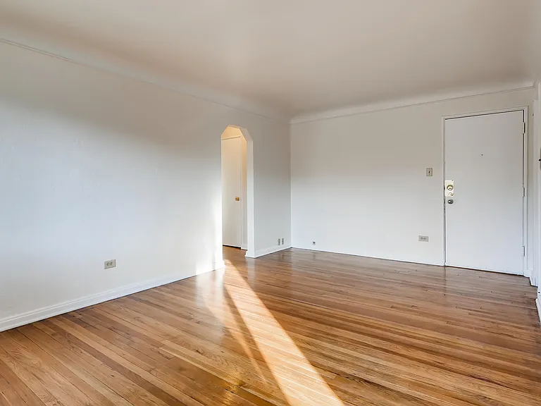 Bo Apartments — Photo 9