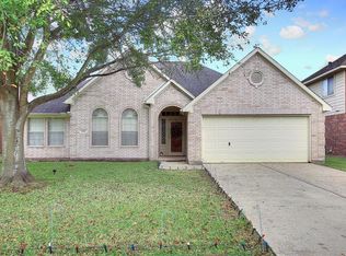 10517 Spencer Lndg N, La Porte, TX 77571