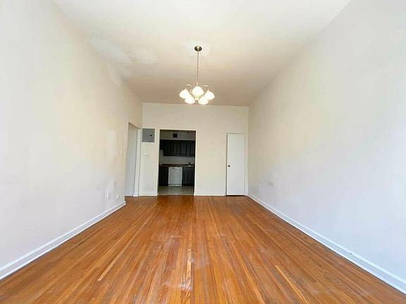 2nd image of 25 W 75th St APT 3A