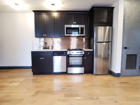 Rented by EXR | media 70